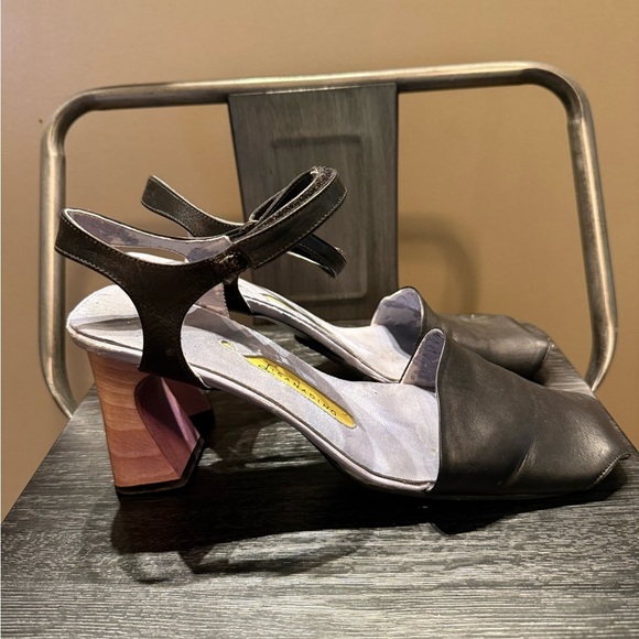 Lisa Nading Elegant Black Leather Heels with Ankle Strap - Picture 3 of 16